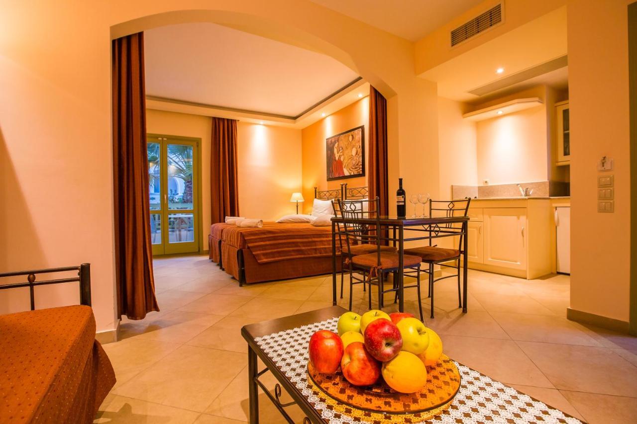 Anassa Deluxe Suites Kamári Exterior foto